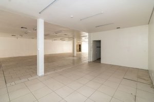 Loja com 864m² no bairro Glória em Porto Alegre para Alugar