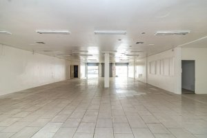 Loja com 864m² no bairro Glória em Porto Alegre para Alugar