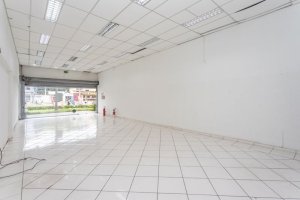 Loja com 126m² no bairro Tristeza em Porto Alegre para Alugar