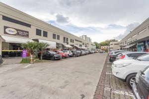 Loja com 126m² no bairro Tristeza em Porto Alegre para Alugar