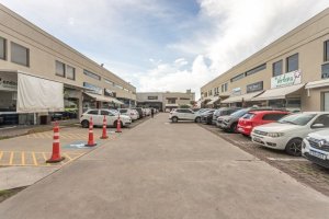 Loja com 126m² no bairro Tristeza em Porto Alegre para Alugar