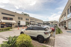 Loja com 126m² no bairro Tristeza em Porto Alegre para Alugar