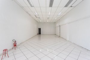 Loja com 126m² no bairro Tristeza em Porto Alegre para Alugar