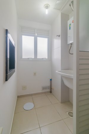 Apartamento com 62m², 2 dormitórios no bairro Jardim Europa em Porto Alegre para Alugar