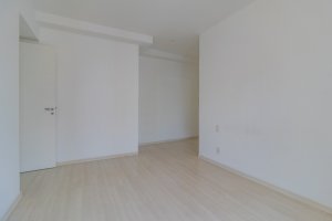 Apartamento com 62m², 2 dormitórios no bairro Jardim Europa em Porto Alegre para Alugar