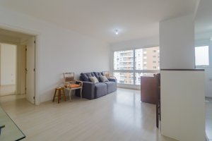 Apartamento com 62m², 2 dormitórios no bairro Jardim Europa em Porto Alegre para Alugar