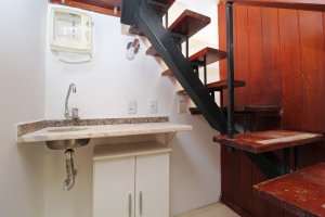 Salas/Conjuntos com 130m² no bairro Independência em Porto Alegre para Alugar