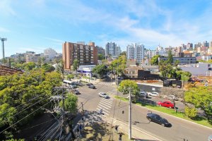 Salas/Conjuntos com 130m² no bairro Independência em Porto Alegre para Alugar