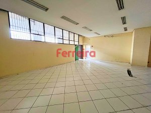 Loja com 326m² no bairro Moinhos de Vento em Porto Alegre para Alugar