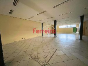 Loja com 326m² no bairro Moinhos de Vento em Porto Alegre para Alugar