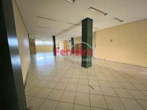 Loja com 326m² no bairro Moinhos de Vento em Porto Alegre para Alugar