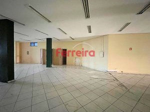 Loja com 326m² no bairro Moinhos de Vento em Porto Alegre para Alugar