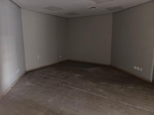 Loja com 233m² no bairro Moinhos de Vento em Porto Alegre para Alugar