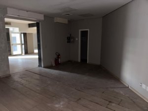 Loja com 233m² no bairro Moinhos de Vento em Porto Alegre para Alugar
