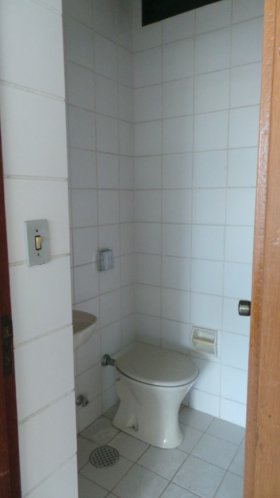 Salas/Conjuntos com 53m² no bairro São Geraldo em Porto Alegre para Alugar