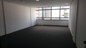 Conjunto/Sala com 53m² no bairro São Geraldo em Porto Alegre para Alugar