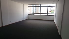 Salas/Conjuntos com 53m² no bairro São Geraldo em Porto Alegre para Alugar