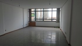 Salas/Conjuntos com 53m² no bairro São Geraldo em Porto Alegre para Alugar