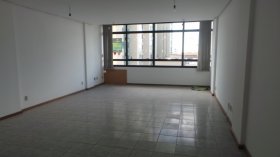 Salas/Conjuntos com 53m² no bairro São Geraldo em Porto Alegre para Alugar