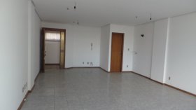 Salas/Conjuntos com 53m² no bairro São Geraldo em Porto Alegre para Alugar