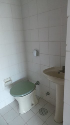 Salas/Conjuntos com 53m² no bairro São Geraldo em Porto Alegre para Alugar