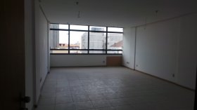 Conjunto/Sala com 53m² no bairro São Geraldo em Porto Alegre para Alugar