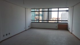 Salas/Conjuntos com 53m² no bairro São Geraldo em Porto Alegre para Alugar