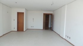 Salas/Conjuntos com 53m² no bairro São Geraldo em Porto Alegre para Alugar