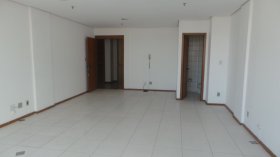 Salas/Conjuntos com 53m² no bairro São Geraldo em Porto Alegre para Alugar