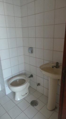 Salas/Conjuntos com 53m² no bairro São Geraldo em Porto Alegre para Alugar