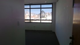 Conjunto/Sala com 53m² no bairro São Geraldo em Porto Alegre para Alugar