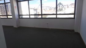 Conjunto/Sala com 53m² no bairro São Geraldo em Porto Alegre para Alugar