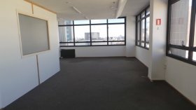 Conjunto/Sala com 53m² no bairro São Geraldo em Porto Alegre para Alugar