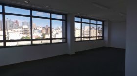 Conjunto/Sala com 53m² no bairro São Geraldo em Porto Alegre para Alugar