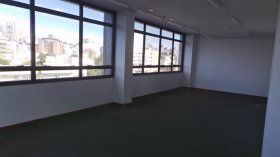 Conjunto/Sala com 53m² no bairro São Geraldo em Porto Alegre para Alugar