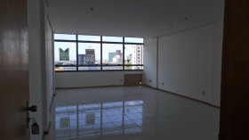 Salas/Conjuntos com 53m² no bairro São Geraldo em Porto Alegre para Alugar