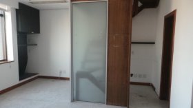 Salas/Conjuntos com 80m² no bairro Moinhos de Vento em Porto Alegre para Alugar