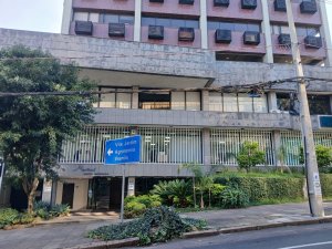Salas/Conjuntos com 35m² no bairro Petrópolis em Porto Alegre para Alugar