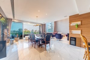 Apartamento com 226m², 3 dormitórios no bairro Jardim Europa em Porto Alegre para Alugar