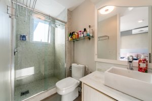 Apartamento com 226m², 3 dormitórios no bairro Jardim Europa em Porto Alegre para Alugar