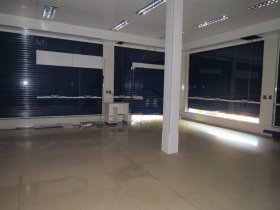 Loja com 377m² no bairro Petrópolis em Porto Alegre para Alugar