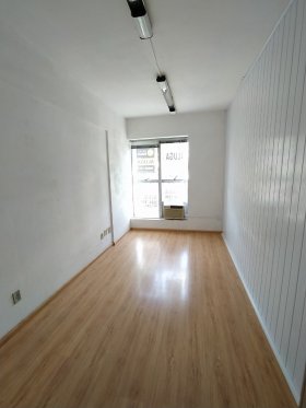 Salas/Conjuntos com 50m² no bairro Petrópolis em Porto Alegre para Alugar