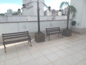 Apartamento com 61m², 2 dormitórios no bairro Higienópolis em Porto Alegre para Alugar