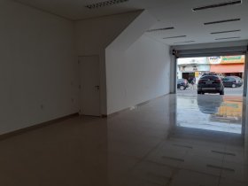 Loja com 90m² no bairro Glória em Porto Alegre para Alugar