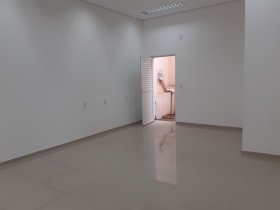 Loja com 90m² no bairro Glória em Porto Alegre para Alugar