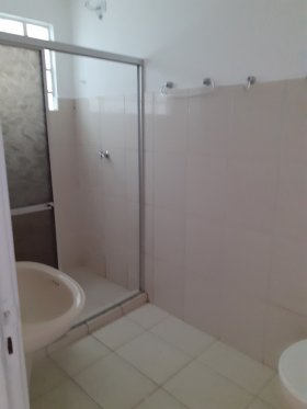 Apartamento com 60m², 2 dormitórios no bairro Vila Ipiranga em Porto Alegre para Alugar