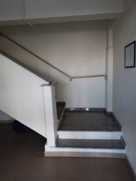 Apartamento com 60m², 2 dormitórios no bairro Vila Ipiranga em Porto Alegre para Alugar