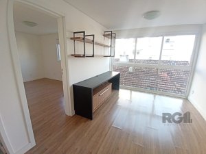 Apartamento com 48m², 1 dormitório no bairro Bela Vista em Porto Alegre para Alugar