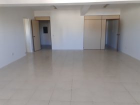 Conjunto/Sala com 66m² no bairro Petrópolis em Porto Alegre para Alugar