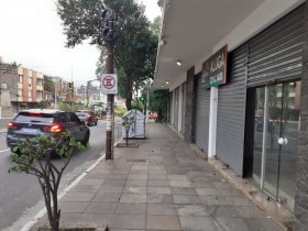 Loja com 58m² no bairro Petrópolis em Porto Alegre para Alugar
